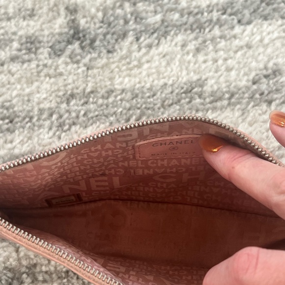 Vintage Chanel Pink Lambskin Precious Symbols Pochette - Picture 6 of 15